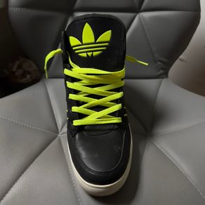 Adidas Men shoes trainers runners