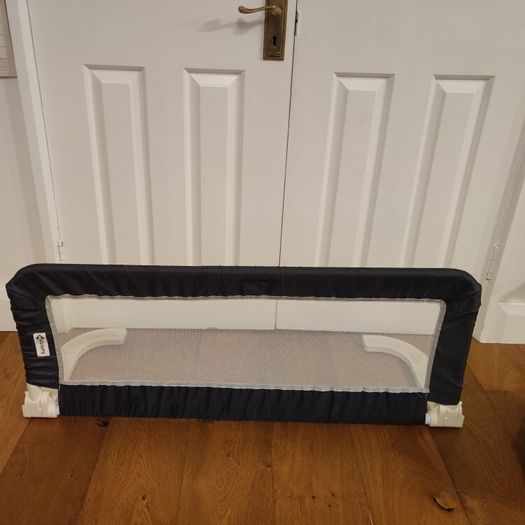 Safety 1st Portable Bed Rail Dark Grey (Excellent Condition)