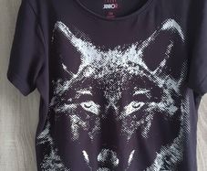 Wolf print t shirt size 134 cm 8. 9 years old price 8 euro