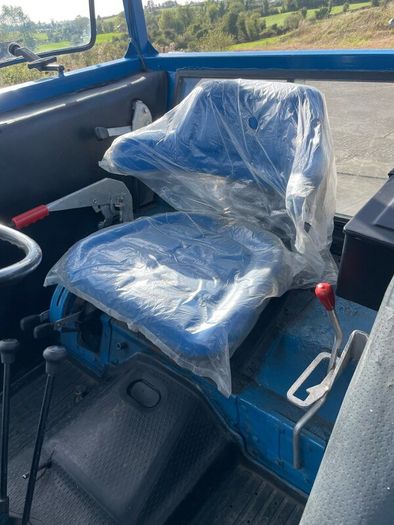 Ford 4610 with 40K box