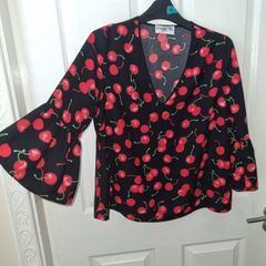 Essentiel Antwerp Black Cherry Top Size 36,uk 8/10