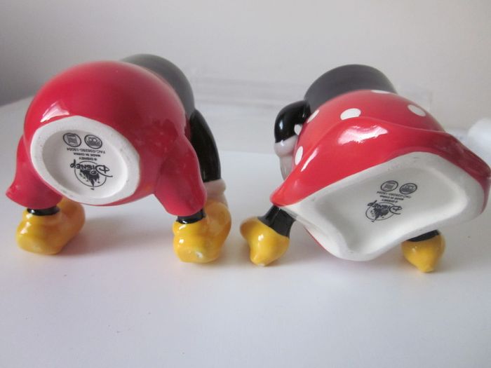 Disney Mickey/Minnie Egg Cup Set