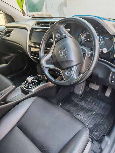 Honda Grace 2015