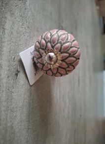 Decorative knobs