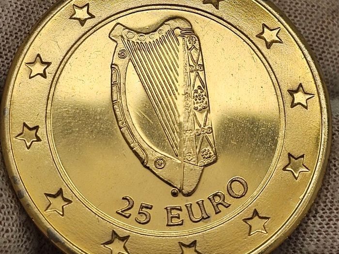 Ireland 1997 25 Euro Prooflike Pattern Specimen Crown Sized Coin