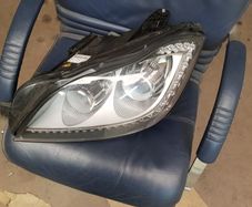 Mercedes W218 Cls Class Xenon Headlight Genuine P/n A218 820 85 61