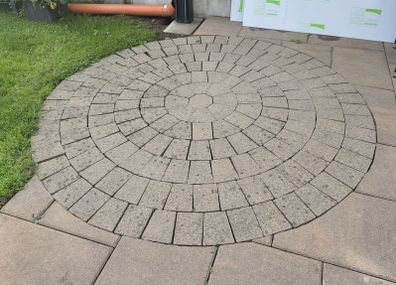 Circular Garden Paving Slabs
