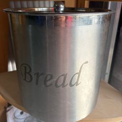 Stainless Steel Bread Bin with lid