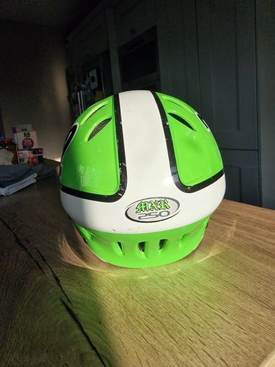 Halford Green MXR 250 kids fullface helmet