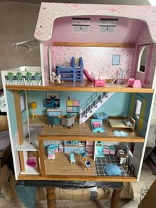 Doll house with furniture