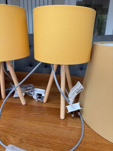 Mustard Yellow Home Decor Set   2x Tripod Lamps, Large Shade & Magazine Holder