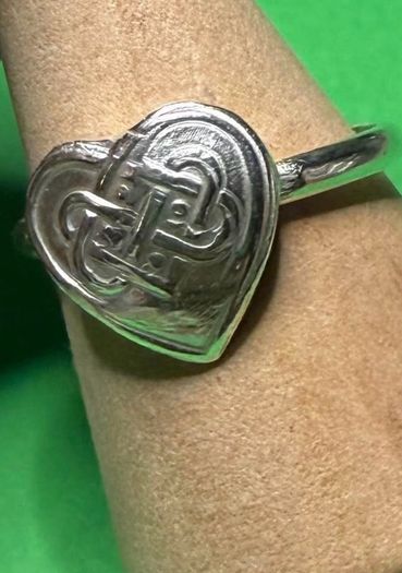 Handmade sterling silver Celtic heart ring. Size Q