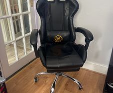 Luckracer Gaming Chair