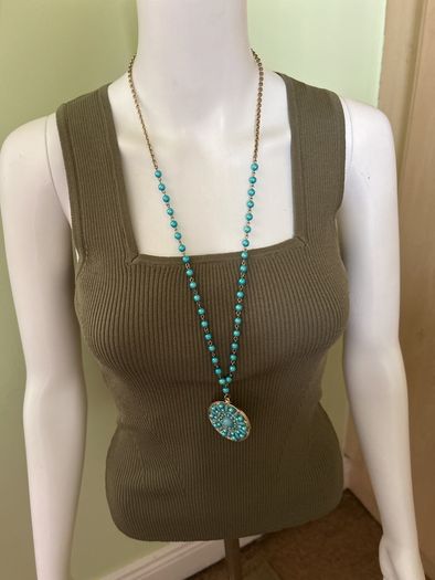 Blue beaded pendant necklace and ring set