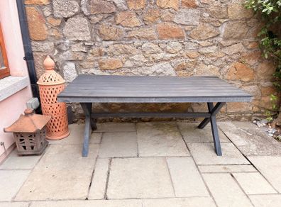 outdoor table