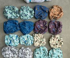 LittleLamb Size 2 Pocket Cloth Nappies and 20 bamboo inserts