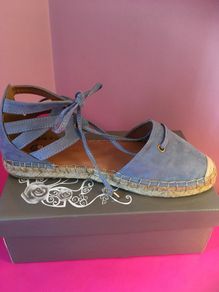RIVER ISLAND Blue Suede Espadrilles Sandals 7 New