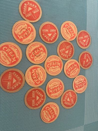 20 Vintage Cream pot Caps