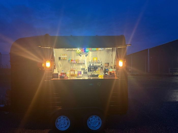 Full equipped coffee trailer