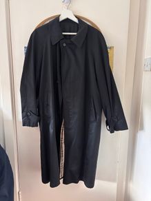 Vartek's Vintage Trenchcoat - Medium