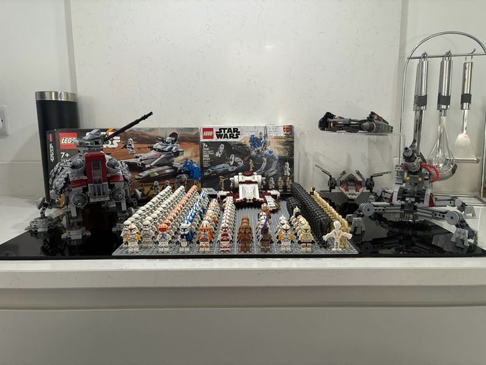 Lego starwars clone bundle with collectable figures