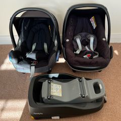 Maxi Cosi Pebble and Family Fix Base