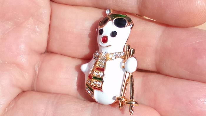 It's a Christmas Pin Up!