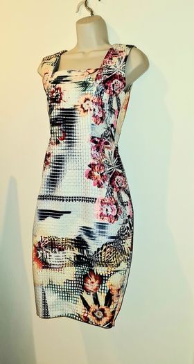 Selection of Dresses Size Small (8 & 10)