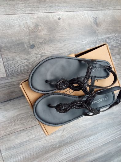 Women's Embellished Thong Leather Sandal.