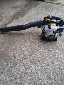 leaf blower