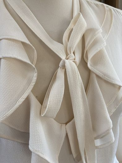 H and M Ivory Blouse with ruffle and tie ribbon - size 10