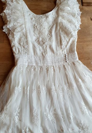 New with Tags M&S Beautiful Dress / Communion/ Flower Girl / Special Occassion Dress