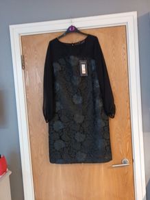 M&S  Black Dress.     S.10.     B.N.W.T