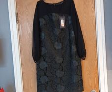 M&S  Black Dress.     S.10.     B.N.W.T
