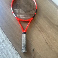 Babolat 25 inch kids tennis racket for sale.