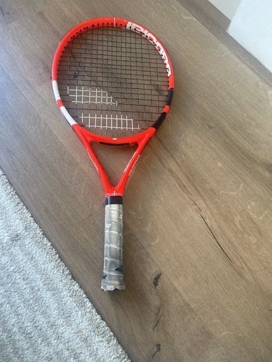Babolat 25 inch kids tennis racket for sale.