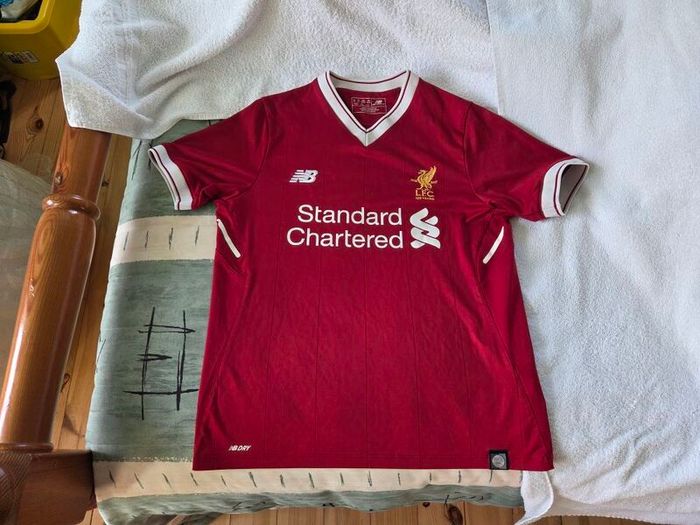 Liverpool Football Club Home Jersey 2017 to 2018 Childrens Large New Balance