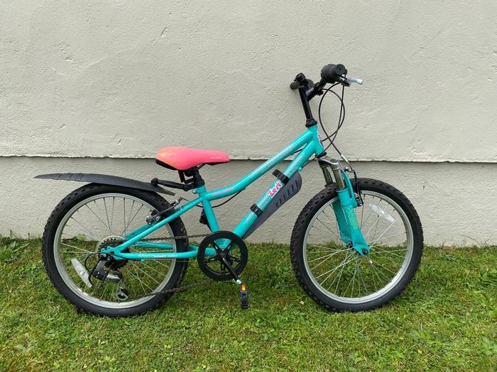 Girls bike 20"