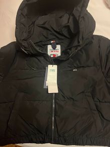 Tommy Hilfiger clothes