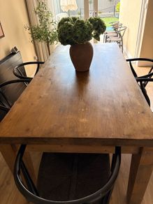Dining Table + Chairs (Collection only)