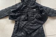 2 x The North Face jackets size M 12UK