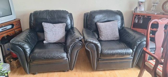 Couch & 2 Arm Chairs (real leather)