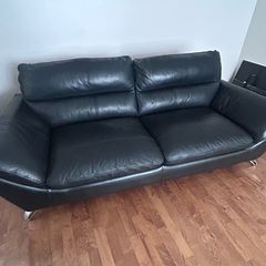 Ez living leather 4 and 2 seater sofa