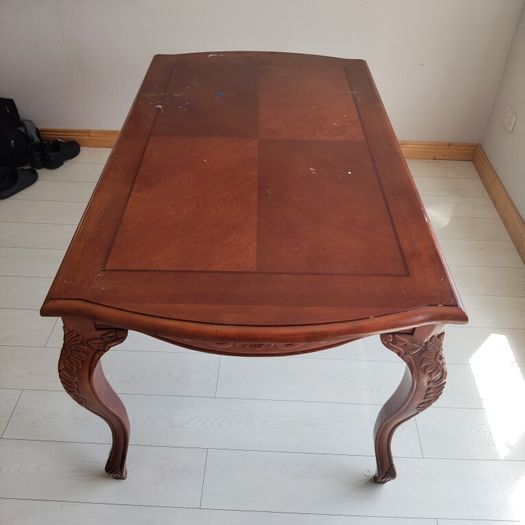 Old Style Table and chairs