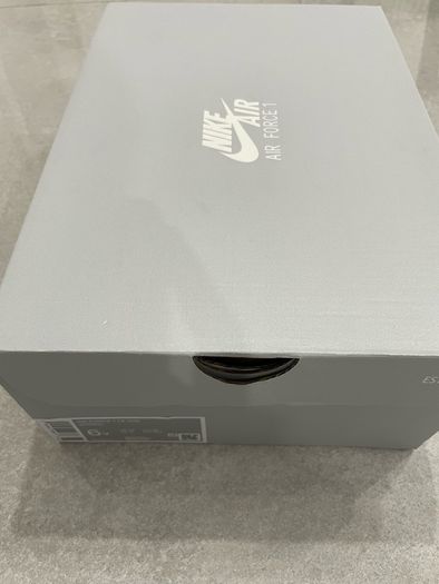 The Nike Air Force 1, UK5.5