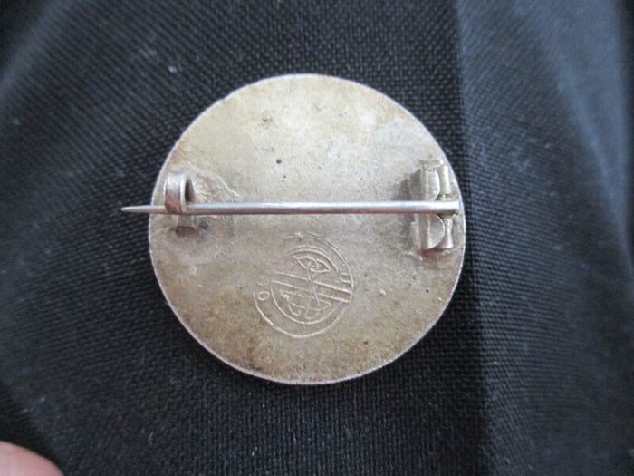 early Harolds Cross school badge