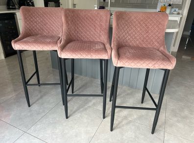 high stools X 3
