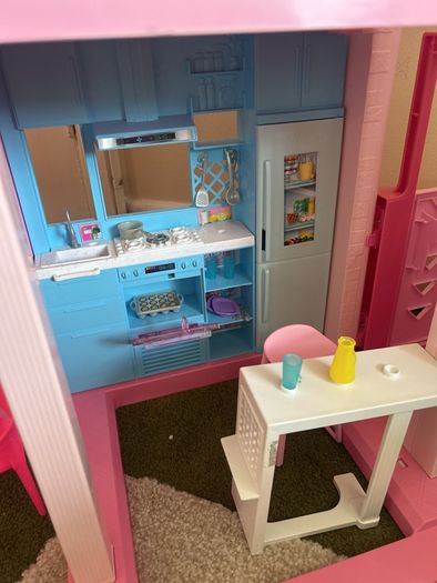 Barbie Dream House