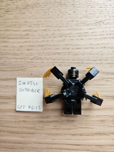 lego sh0541 outrider extended arms, set 76123