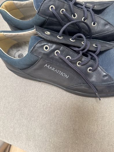 Ladies Trainers